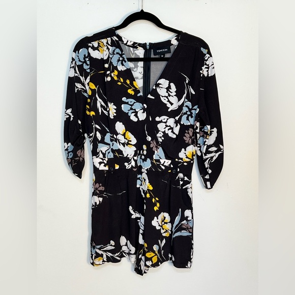Yumi Kim Pants - Yumi Kim Brown Floral Romper size M